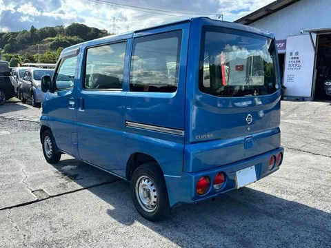Nissan Clipper Van