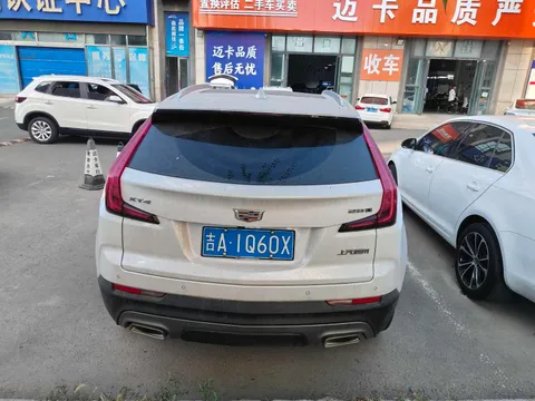 Cadillac XT4