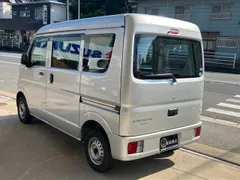 Mitsubishi Minicab Van