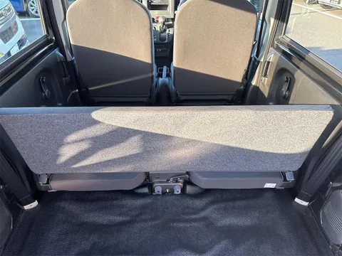 Nissan Clipper Van