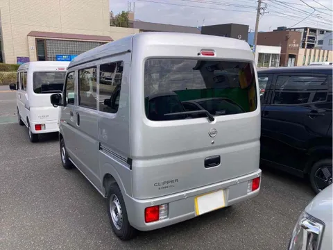 Nissan Clipper