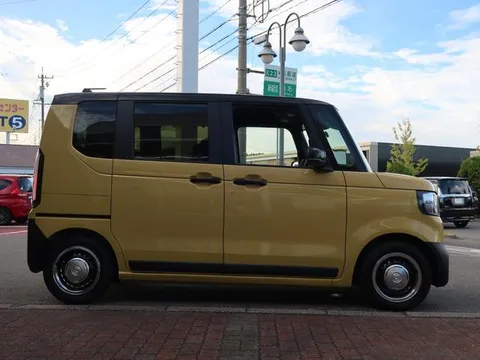 Honda N-BOX Joy