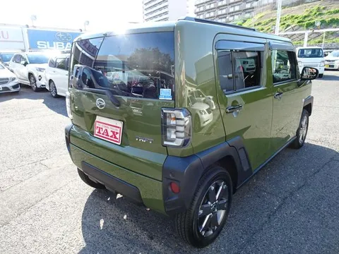 Daihatsu Taft