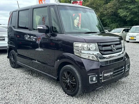 Honda N-BOX Custom