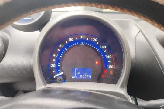 BYD F0