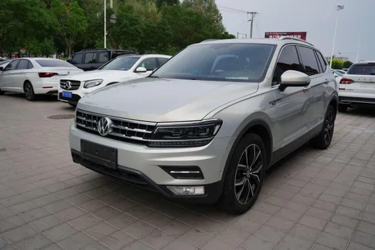 Volkswagen Tiguan L