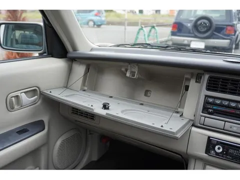 Nissan Rasheen
