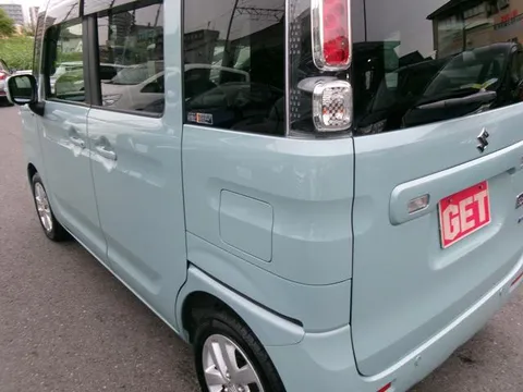 Suzuki Spacia