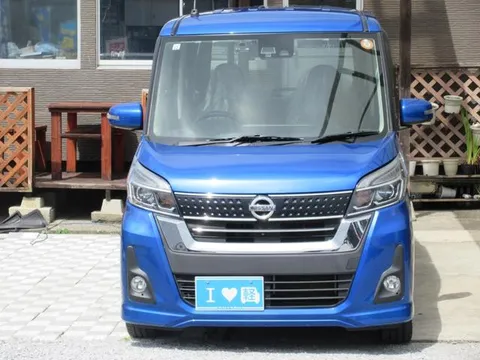 Nissan Dayz Roox