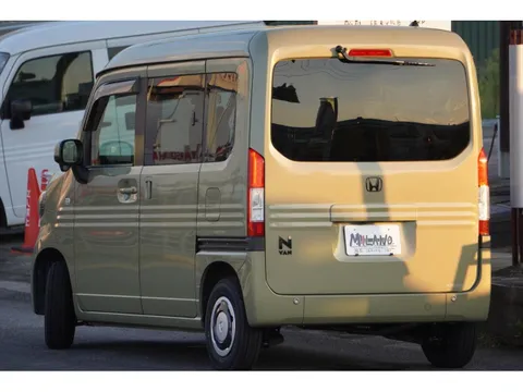 Honda N-VAN Plus Style