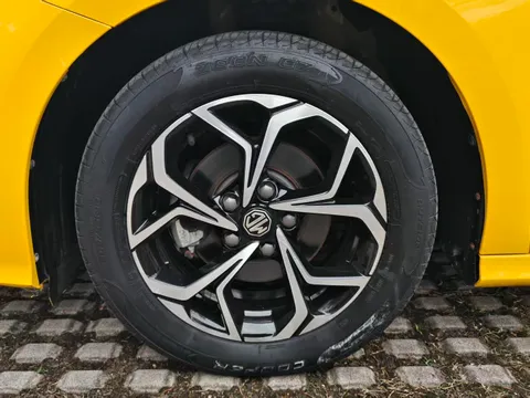 MG MG5