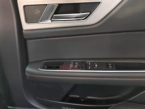 Jaguar XEL