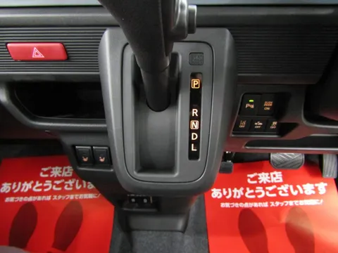 Suzuki Spacia Base