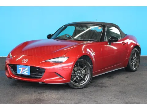 Mazda MX-5 (Roadster)