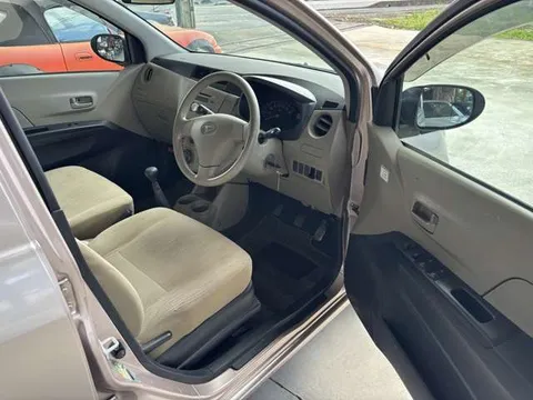 Daihatsu Mira