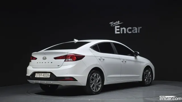 Hyundai Elantra (Avante)