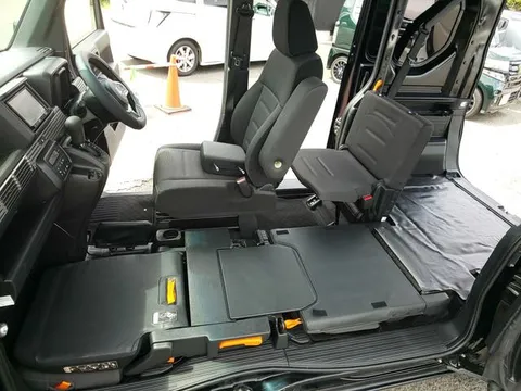 Honda N-VAN Plus Style