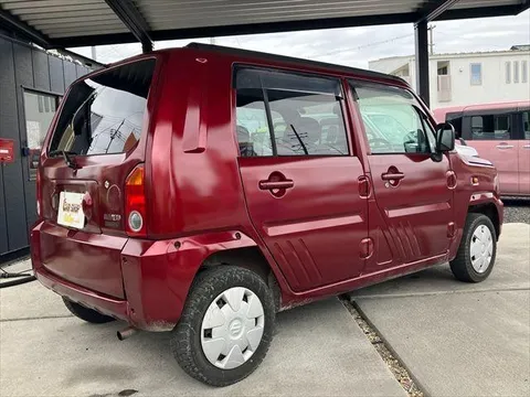 Daihatsu Naked
