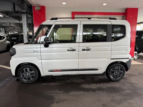 Suzuki Spacia Gear