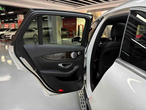 Mercedes-Benz Mercedes-Benz GLC