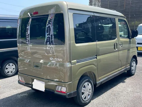 Daihatsu Atrai