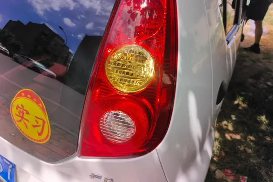BYD F0