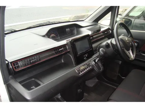 Suzuki Wagon R Stingray
