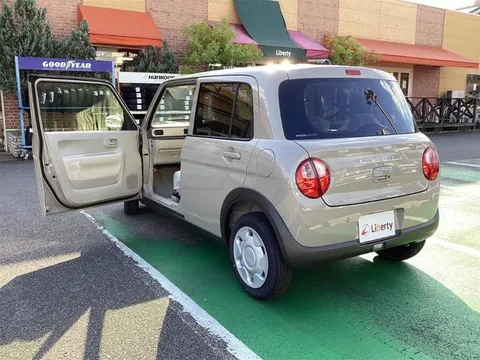 Suzuki Alto Lapin