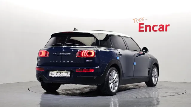 MINI Clubman