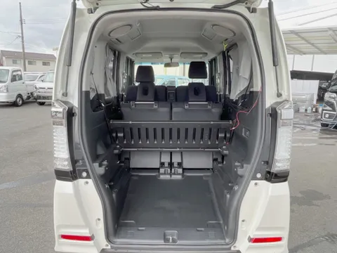 Honda N-BOX+ Custom