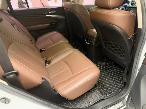 BYD S7
