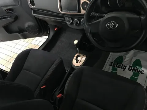 Toyota Yaris (Vitz)