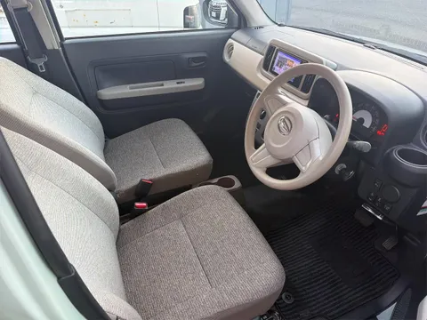 Daihatsu Mira Tocot