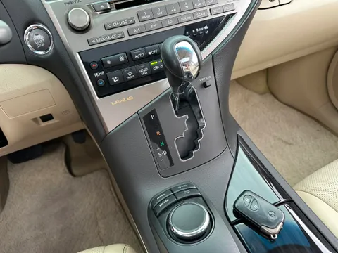 Lexus