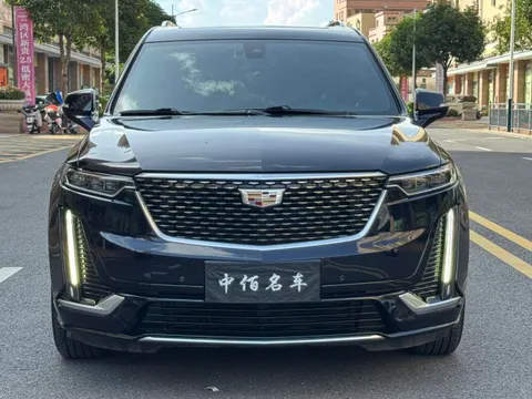 Cadillac XT6