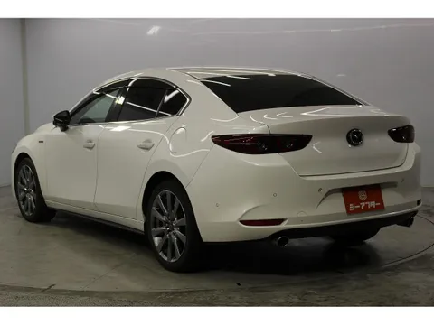 Mazda MAZDA3 Fastback