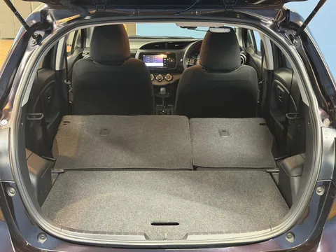 Toyota Yaris (Vitz)