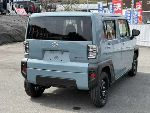 Daihatsu Taft