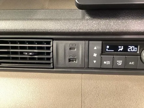 Honda N-BOX Joy