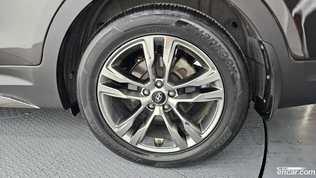 Hyundai Grand Santa Fe (Maxcruz)