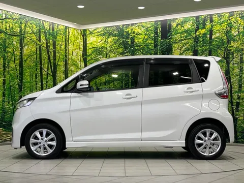 Mitsubishi eK Custom