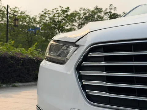 Ford Taurus