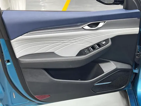 Geely Preface (Xingrui)