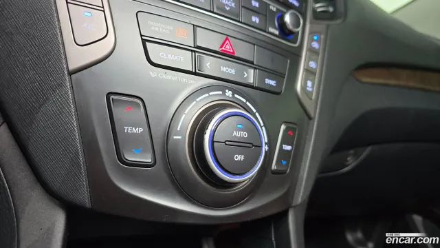 Hyundai Grand Santa Fe (Maxcruz)