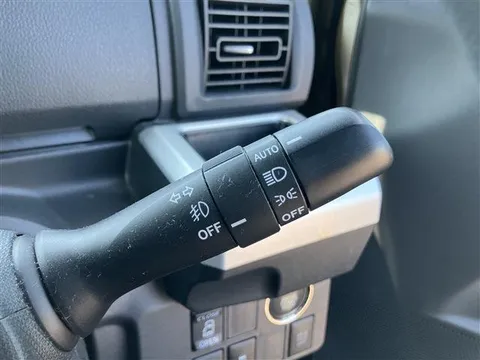 Toyota Pixis Mega