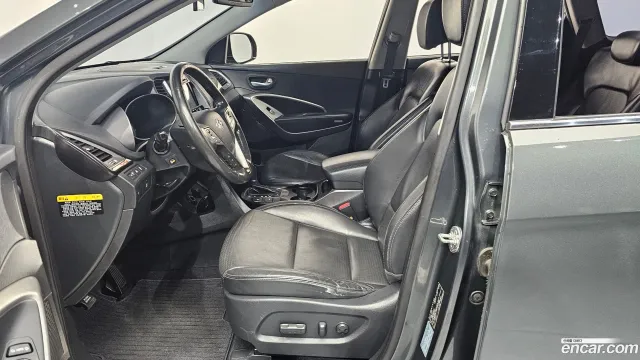 Hyundai Grand Santa Fe (Maxcruz)