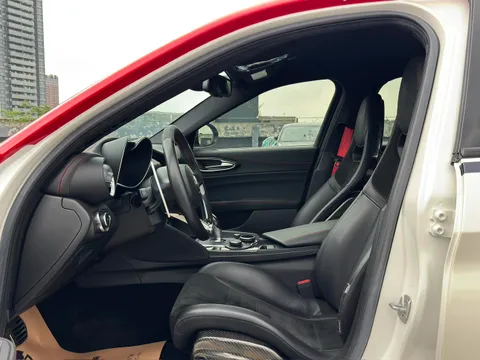 Alfa Romeo Giulia
