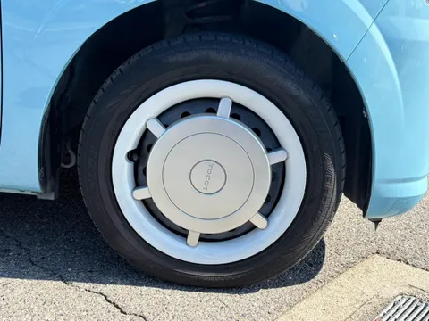 Daihatsu Mira Tocot