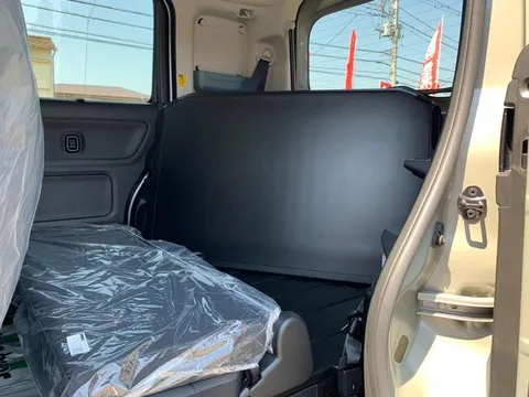 Suzuki Spacia Base