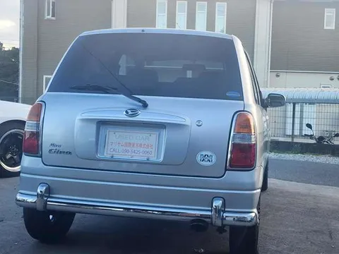 Daihatsu Mira Gino